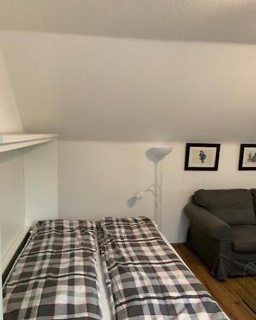 Zentrales Dachgeschossapartment In Leichligen ライヒリンゲン エクステリア 写真
